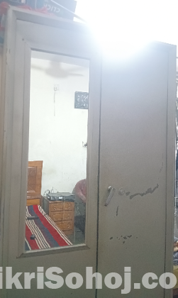 আলমারি